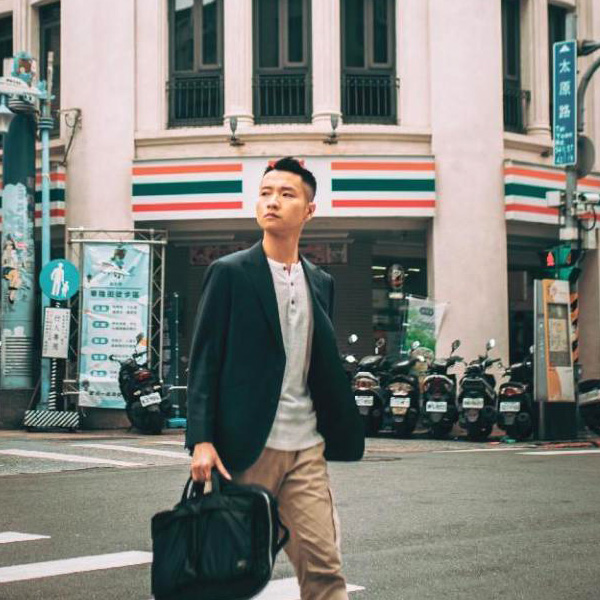 本質旅行創辦人 李俊頡